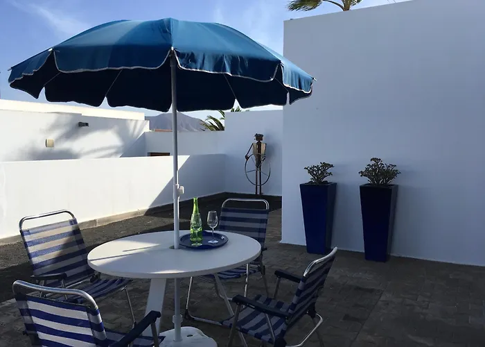 De La Vista * Playa Blanca (Lanzarote)